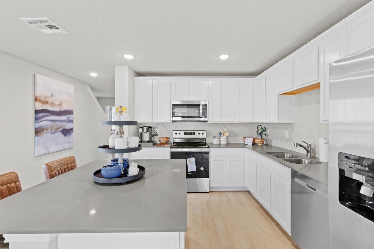 Fairway Crossing 40s