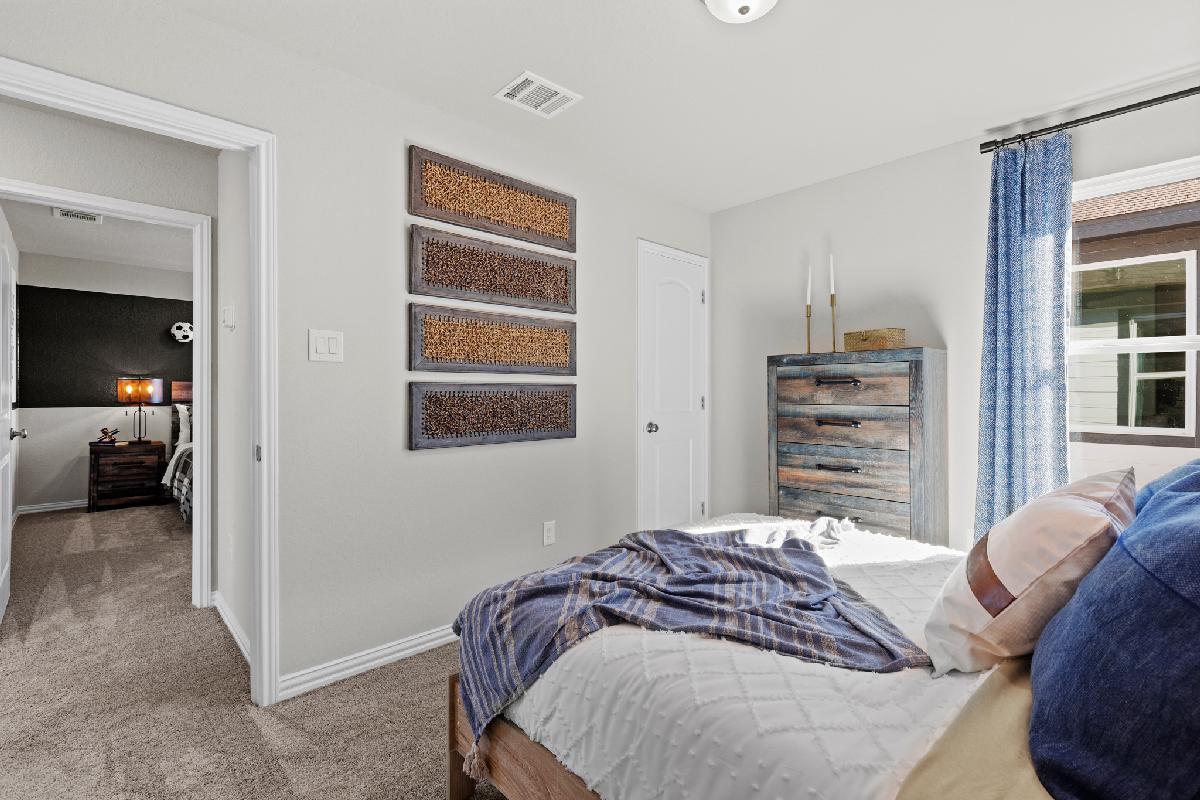 Fairway Crossing 40s