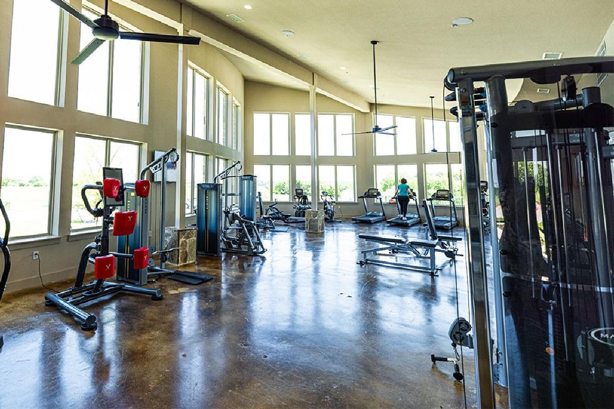 Valencia on The Lake