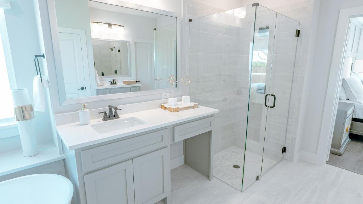 Hidden Lakes Estates