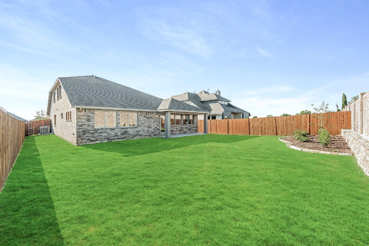 Hulen Trails Elements