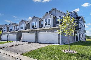 The Towns at Lakeshore Park