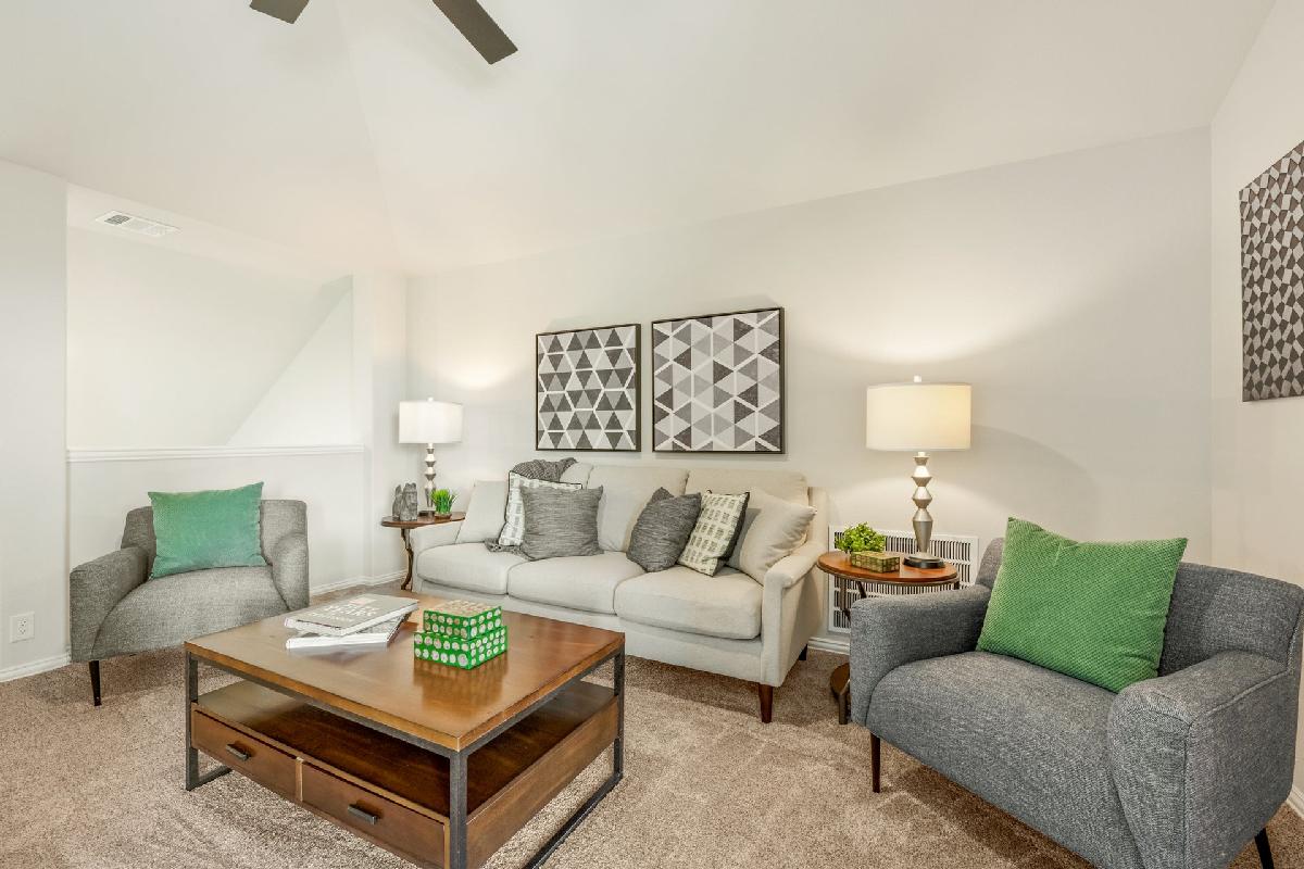 East Oak Creek 50-55