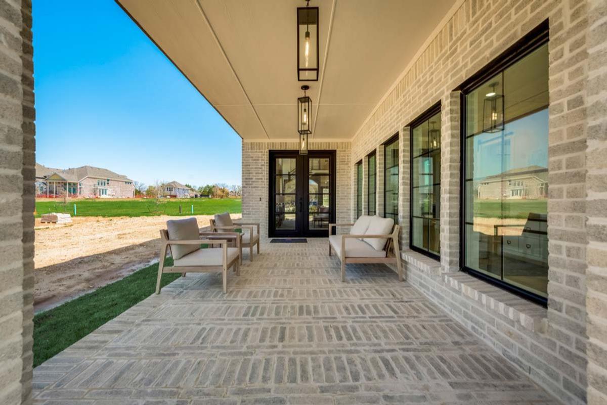 Walton Ridge - Carriage