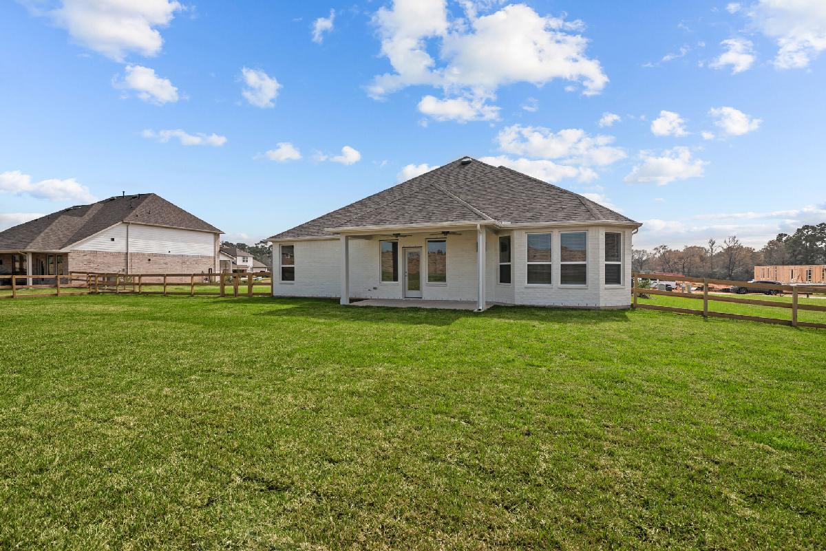 The Oaks on 6th Street