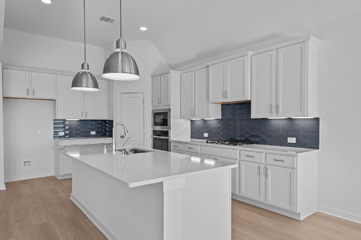 The Oaks on 6th Street