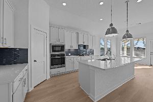 The Oaks on 6th Street