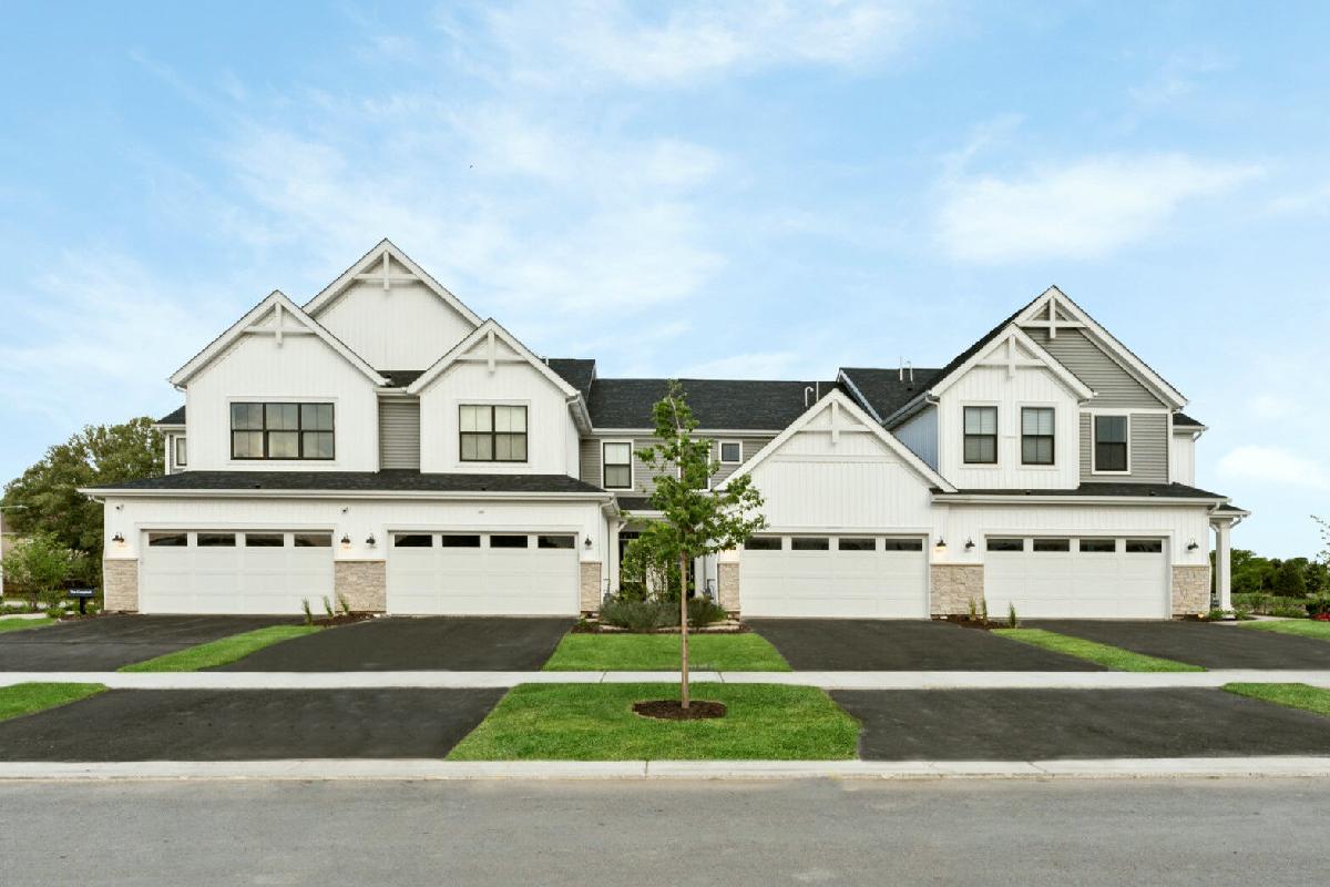 The Townes at Farmingdale