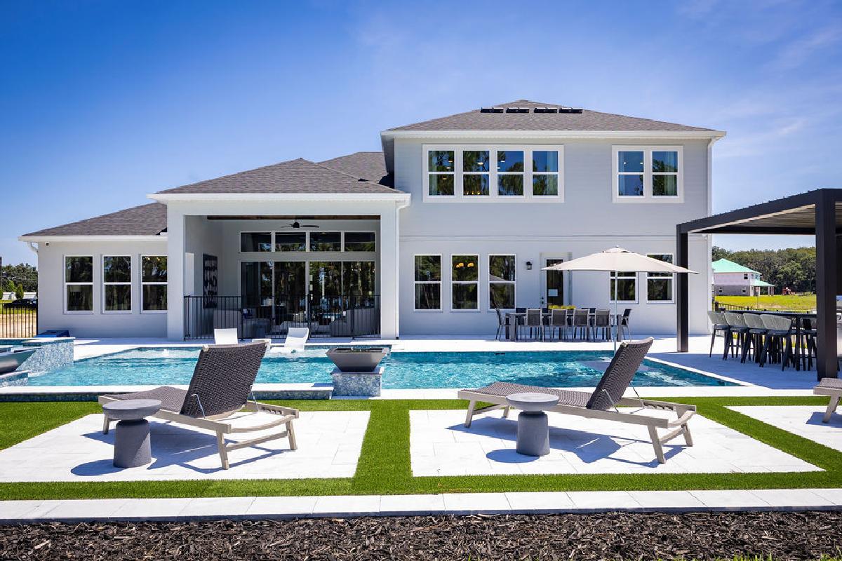 Solace at Corner Lake