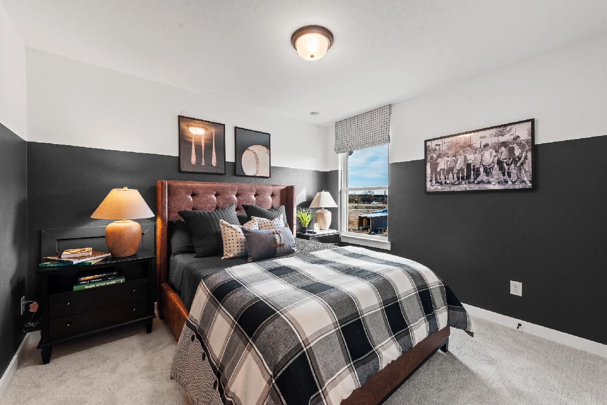 Hillside Village 40s