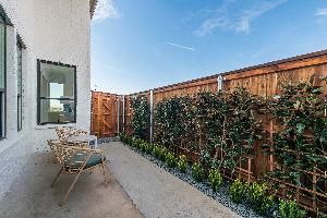 Hillside Village 40s