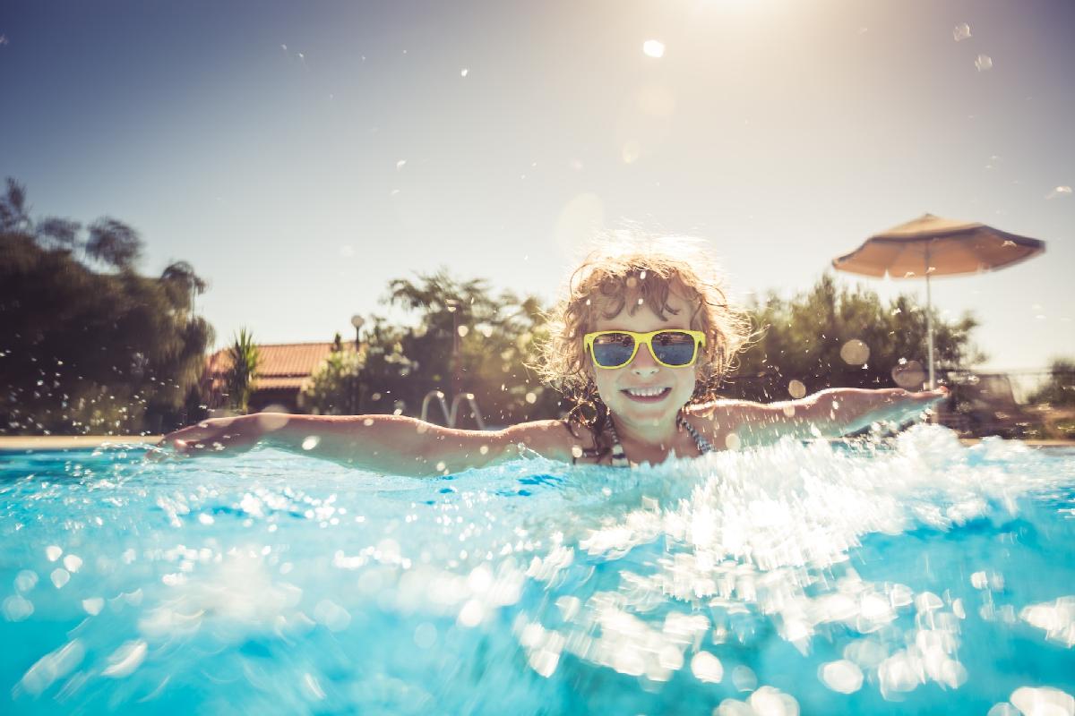 Hillside Village 40s