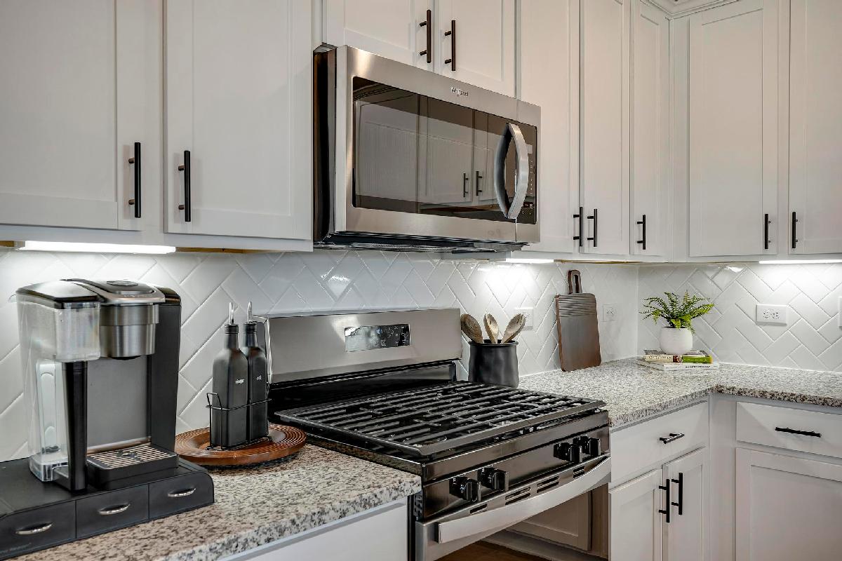 Fairway Crossing 40s