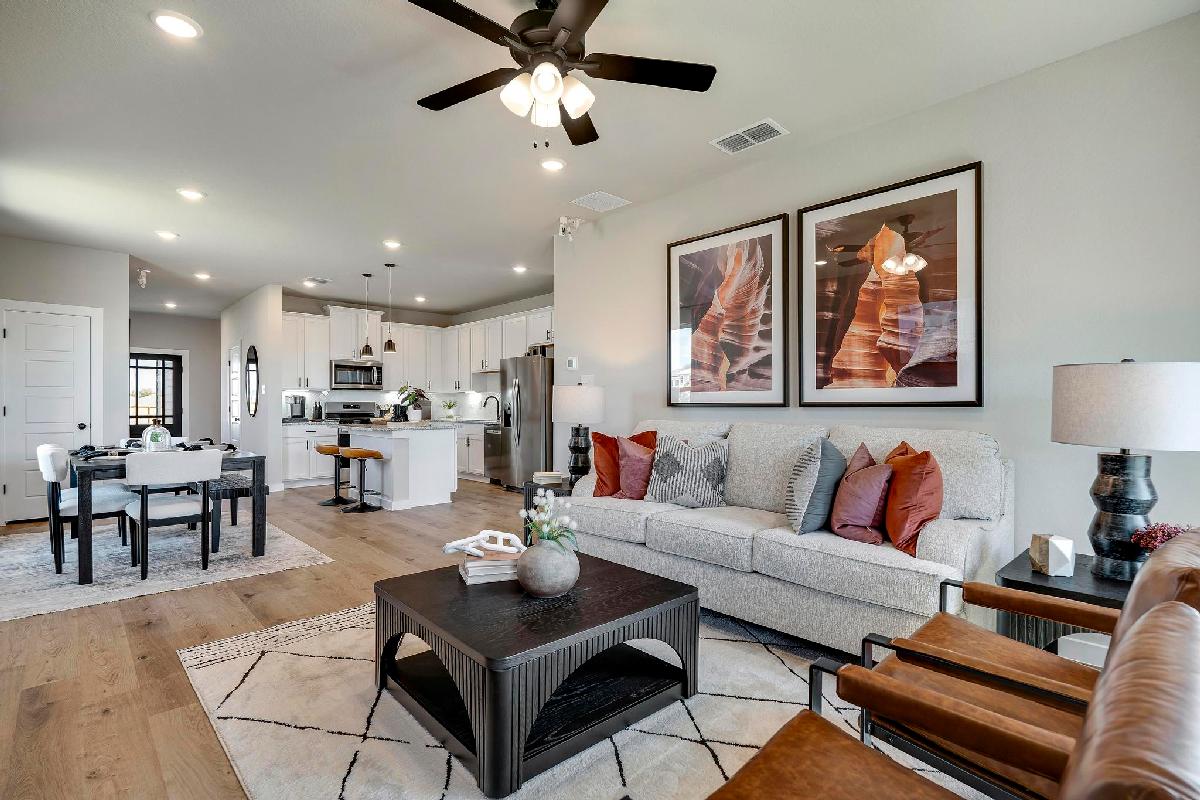 Fairway Crossing 40s