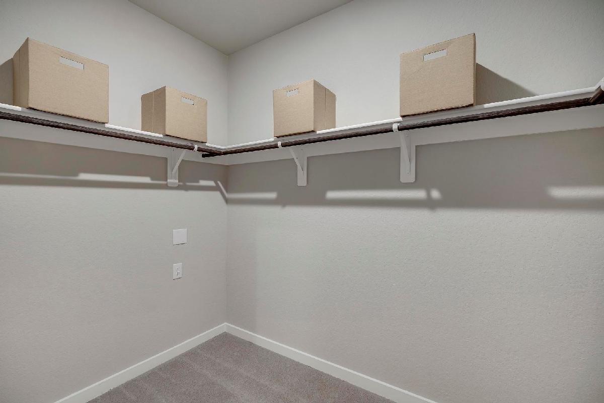 Fairway Crossing 40s