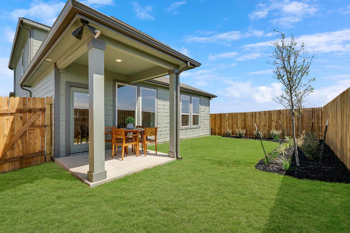 Fairway Crossing 40s