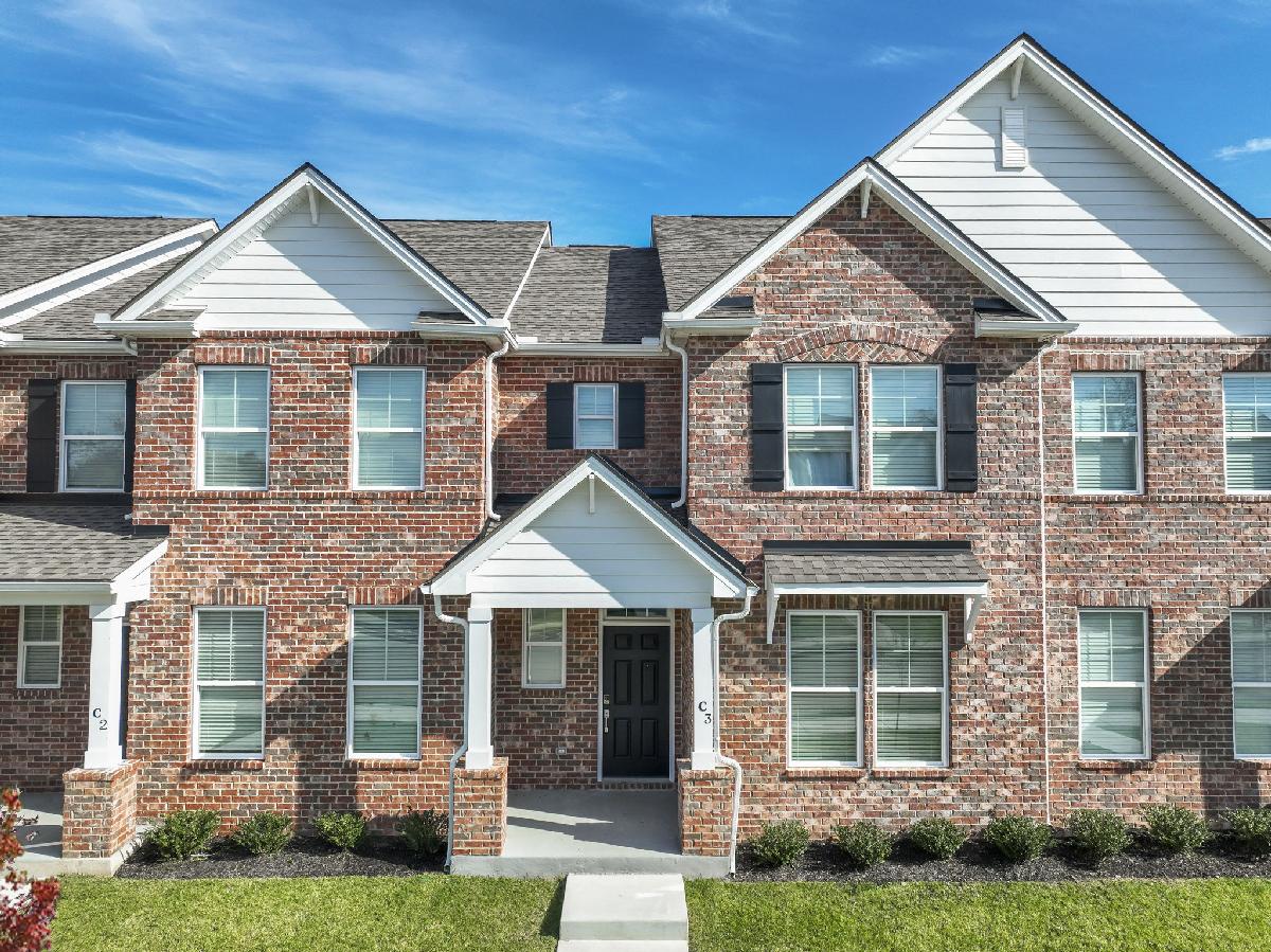 Villas at Regal Square