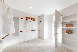 Owner's Closet