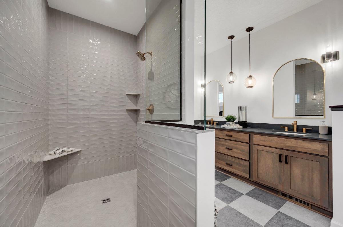 Owner's Bathroom