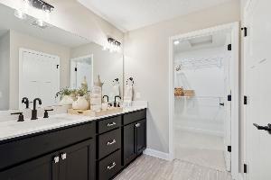 Owner's Bathroom