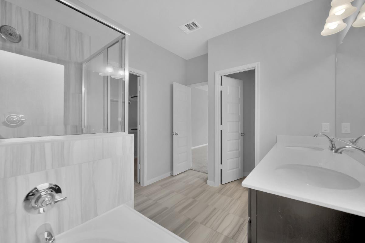 8 Calistoga Circle-16