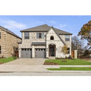 2033 Fall Creek Cove