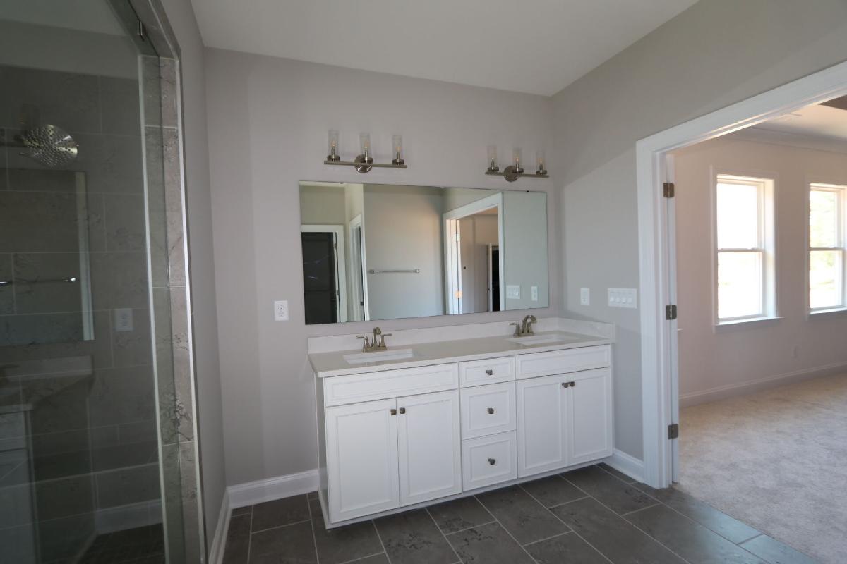 Exterior, Front Exterior, Interior, Bedroom, Bathroom, Owner's Bathroom, Kitchen, Family Room, Si...