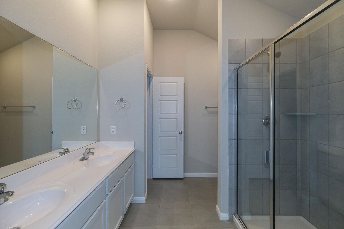 Owner's Bathroom