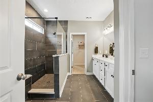 Owner's Bathroom