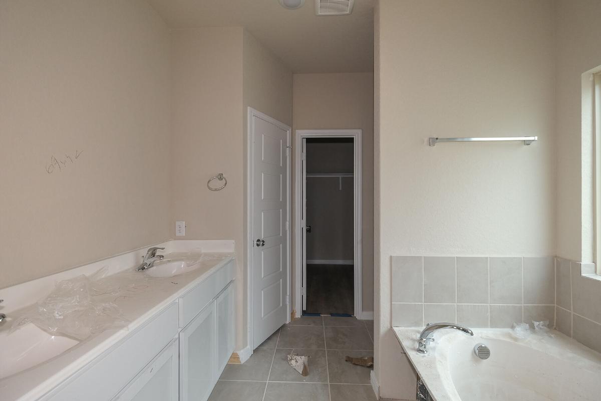 Owner's Bathroom