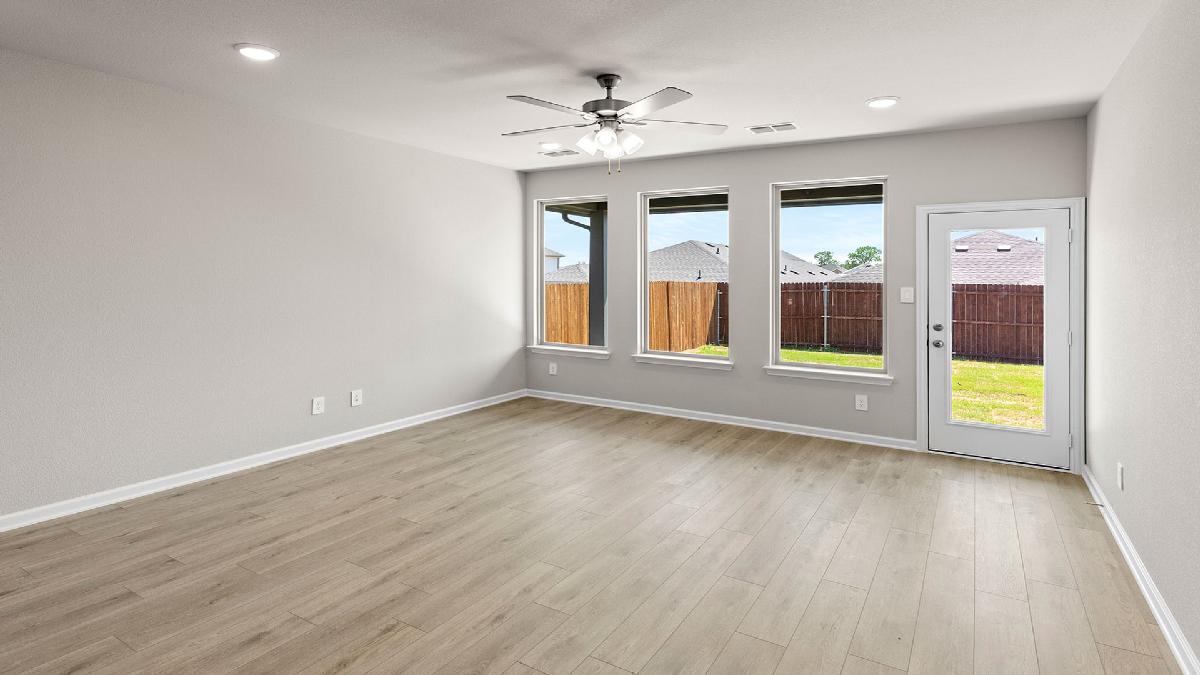 Holbrook II Representative Photography*