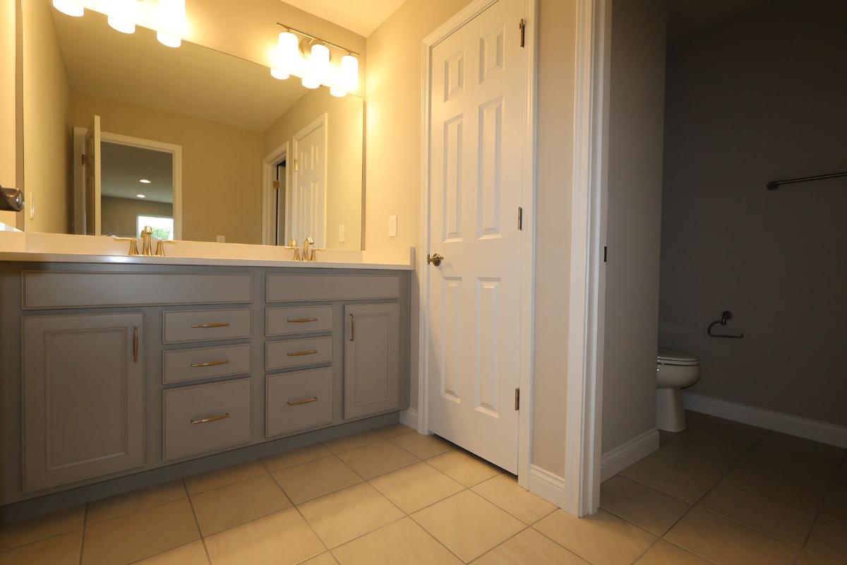 Owner's Bathroom