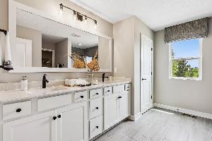 Owner's Bathroom