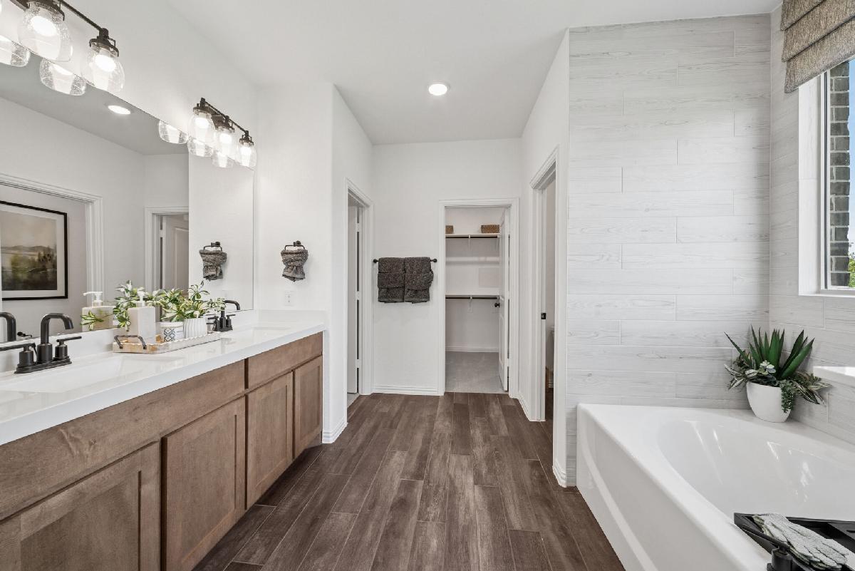 Owner's Bathroom