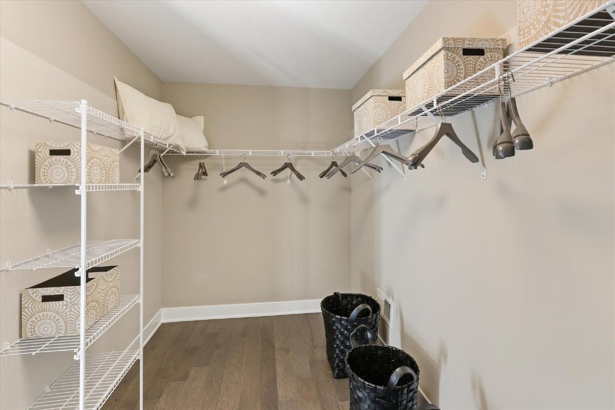 Owners Closet 
