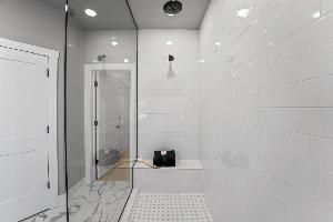 Owner's Bathroom