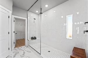 Owner's Bathroom