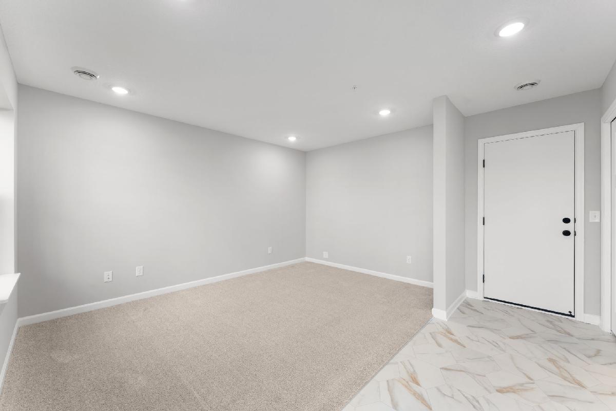 Lower Level Recreation Room