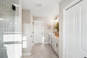 Owner's Bathroom
